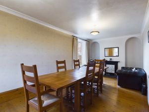 Dining room- click for photo gallery